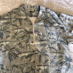 Men’s XXL Tommy Bahama short sleeve button up